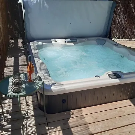 Ferienhaus Armen *